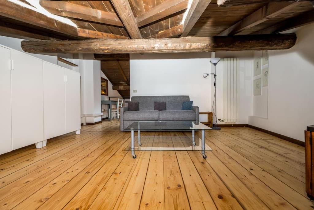 Wonderful Two Floors Apartment Milán Exteriér fotografie